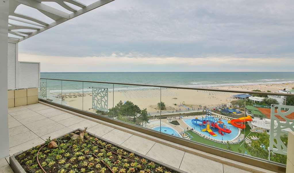 Maritim Hotel Paradise Blue Albena Room photo