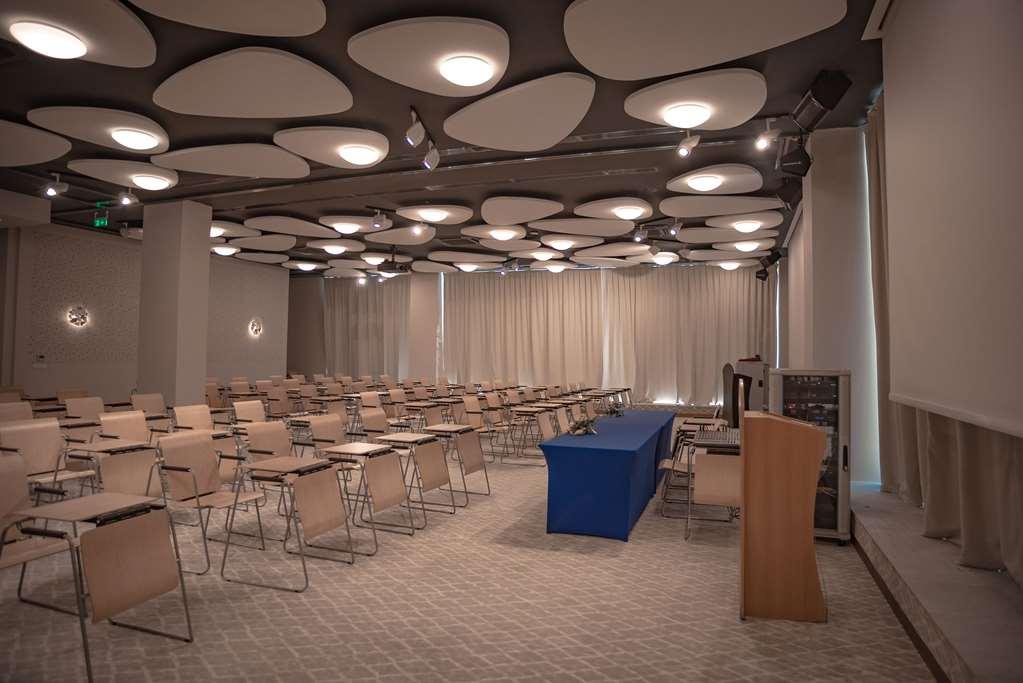 Maritim Hotel Paradise Blue Albena Facilities photo