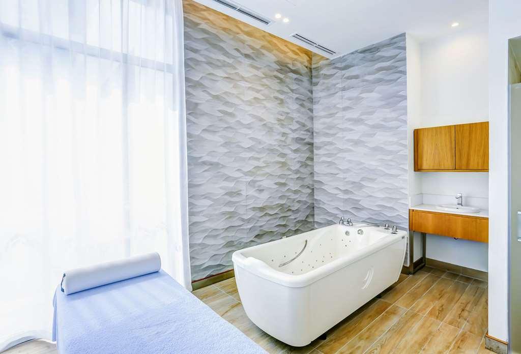 Maritim Hotel Paradise Blue Albena Facilities photo